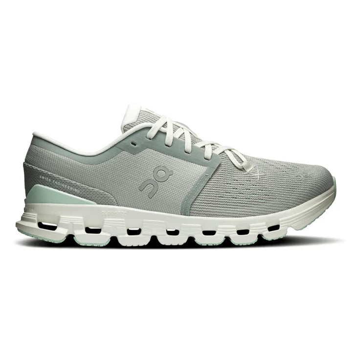 Dames On Cloud X 4 Cross-Training Hardloopschoenen