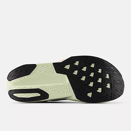 Dames New Balance FuelCell Rebel v5 Lightweight Hardloopschoenen