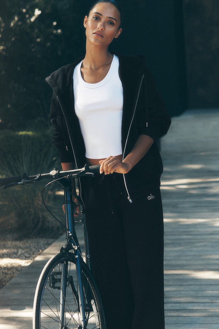 Accolade Straight Leg Sweatpant - Black