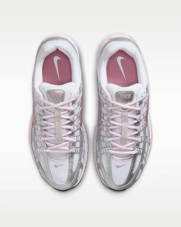 NIKE - P-6000 Metallic Silver Roze
