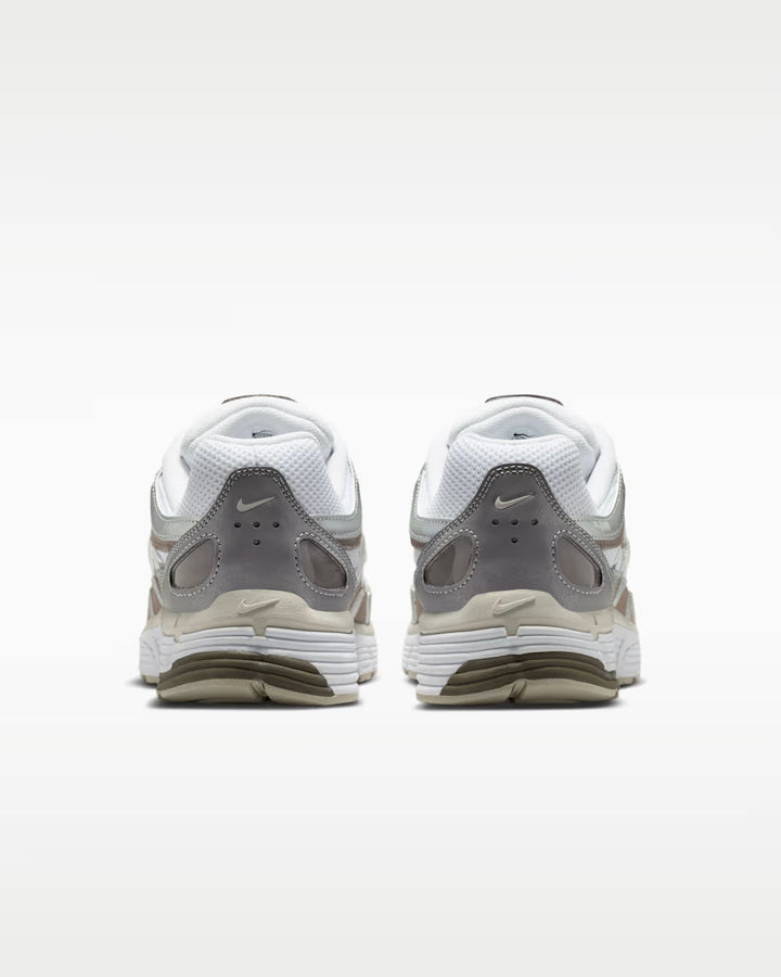 NIKE - P-6000 Brown