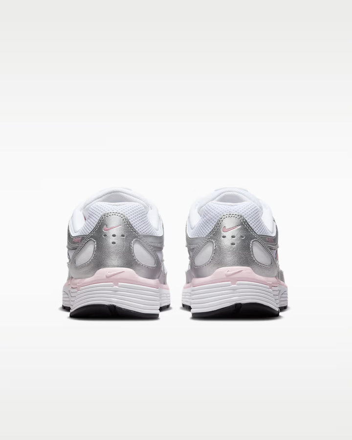 NIKE - P-6000 Metallic Silver Roze