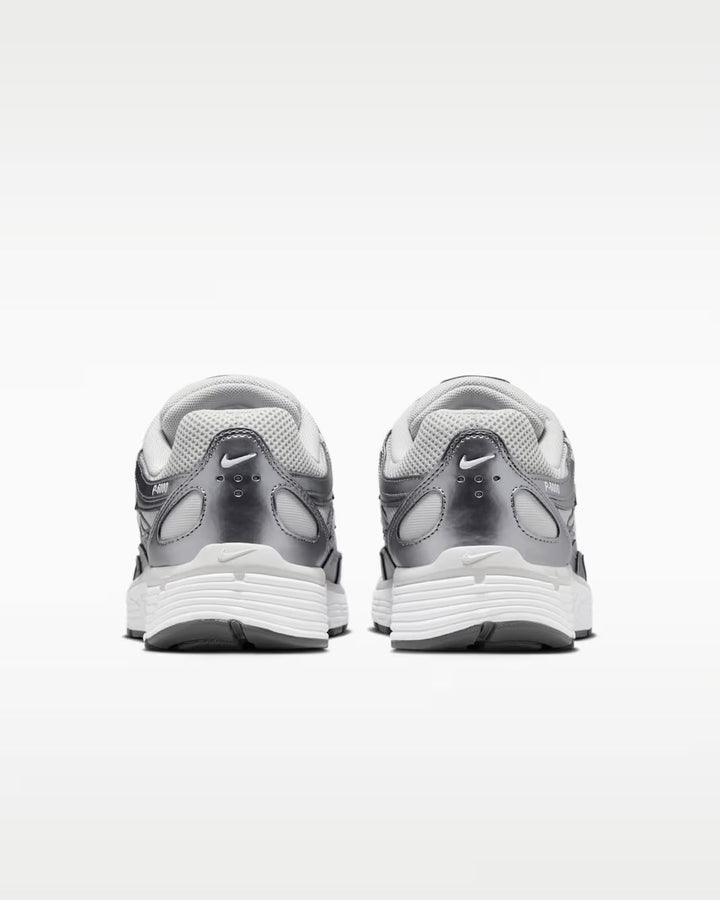 NIKE - P-6000 Metallic Silver