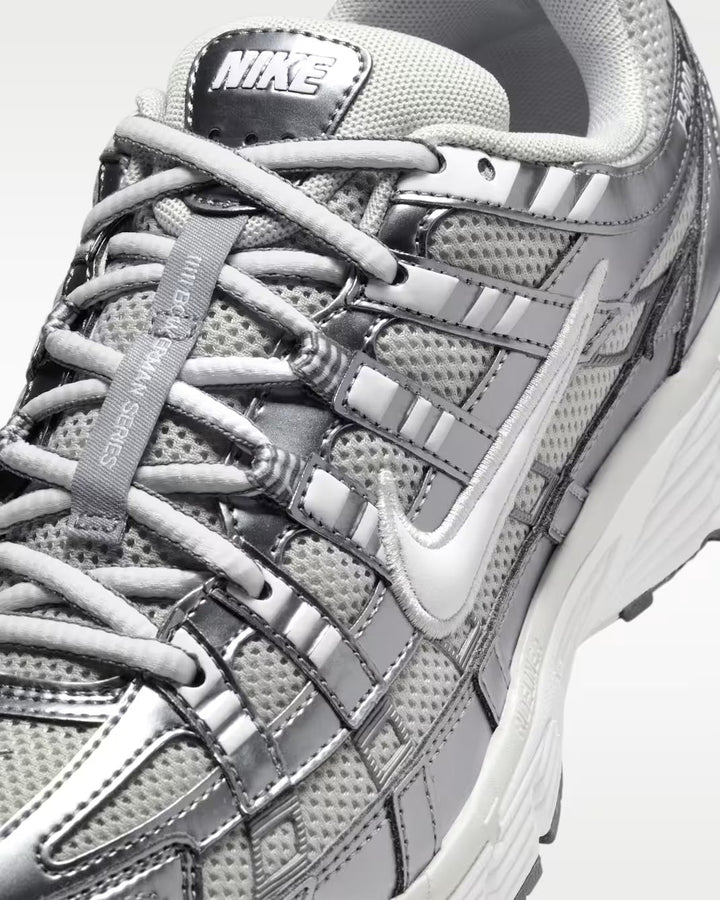 NIKE - P-6000 Metallic Silver